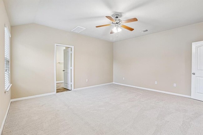 Building Photo - 10604 Menominee Falls Ln
