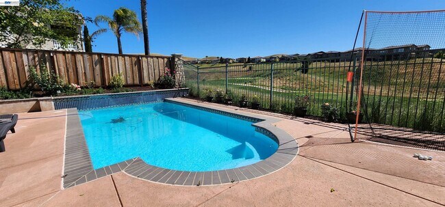 Building Photo - 5637 Saddle Creek Terrace