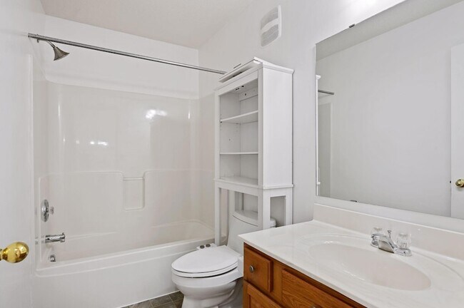 Building Photo - 7601 Elm Grove Cir