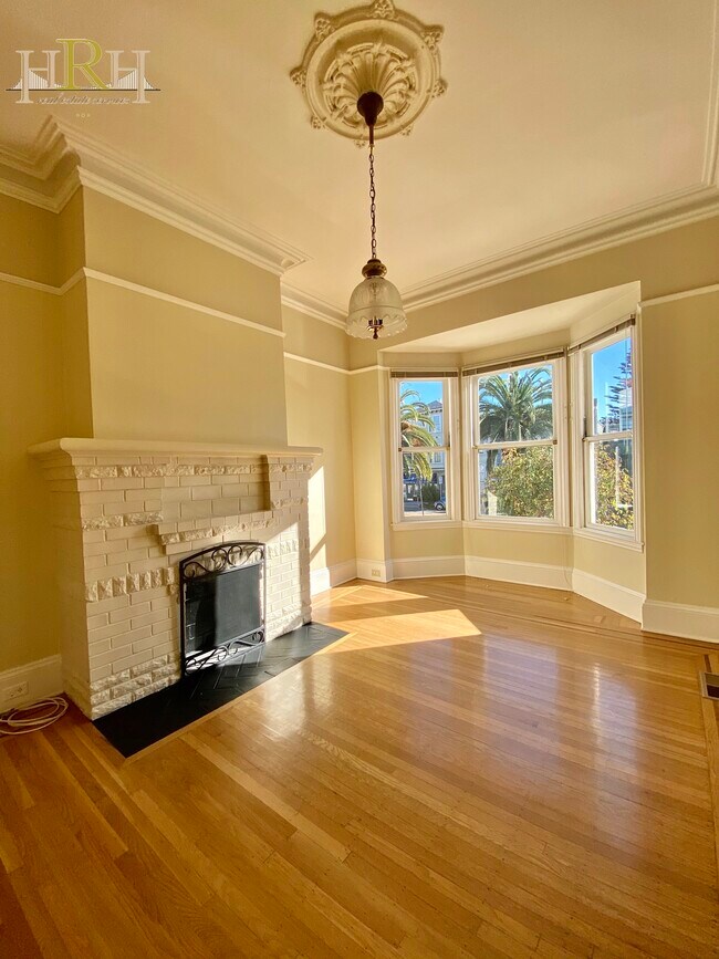 Living Room - 1562 Dolores St