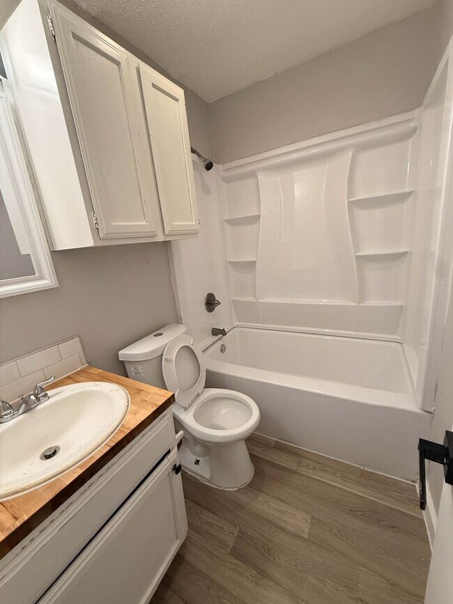 Building Photo - 307_MH-21