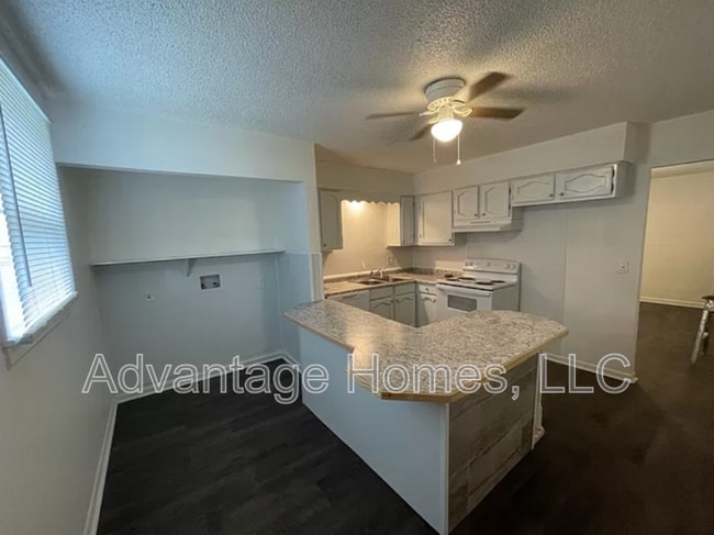 Building Photo - 720-726 N 70th St