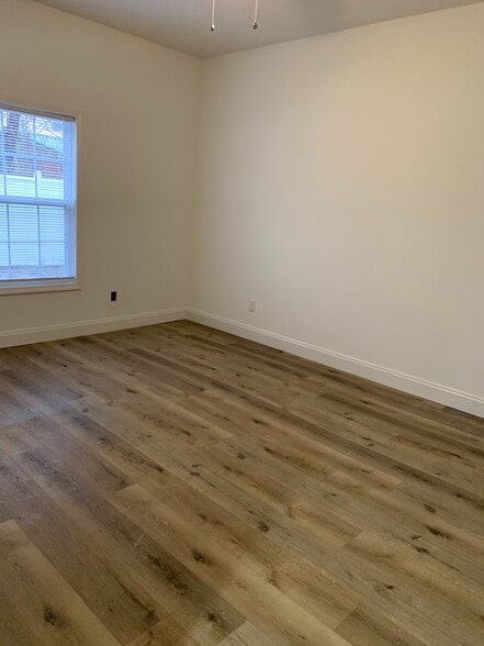 Bedroom - 202 19th street B