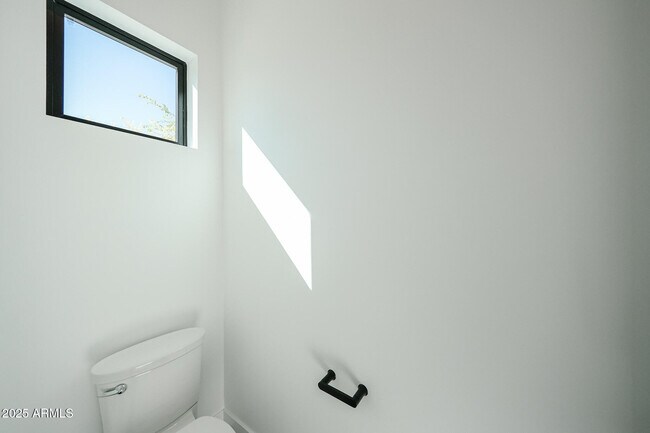 Building Photo - 6329 N 10th Dr