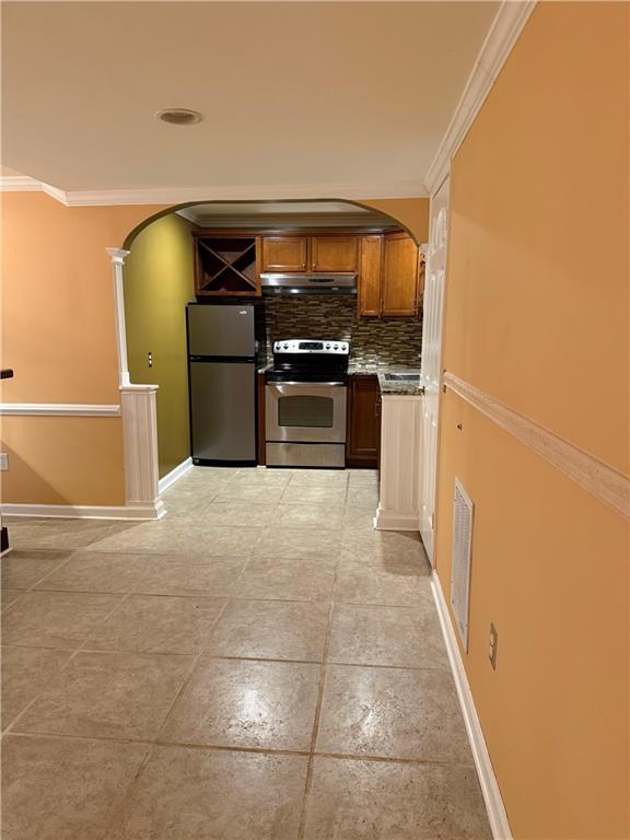 Building Photo - 985 Sentry Ridge Crossing