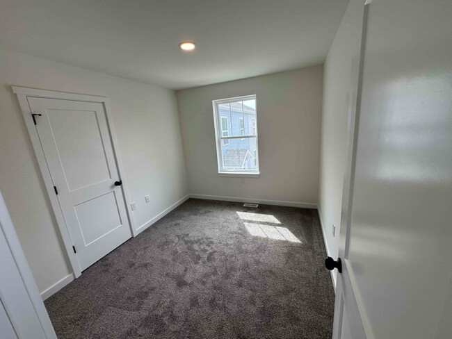 Building Photo - 54 S Revere St