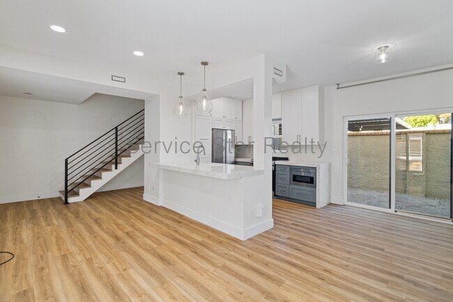 Building Photo - 4860 N 73rd St