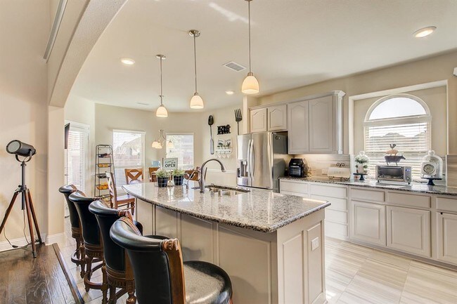 Building Photo - 4805 Comstock Way