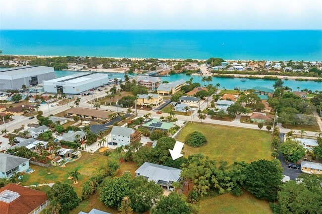 Building Photo - 109 Shore Rd