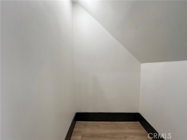 Building Photo - 932 2nd St