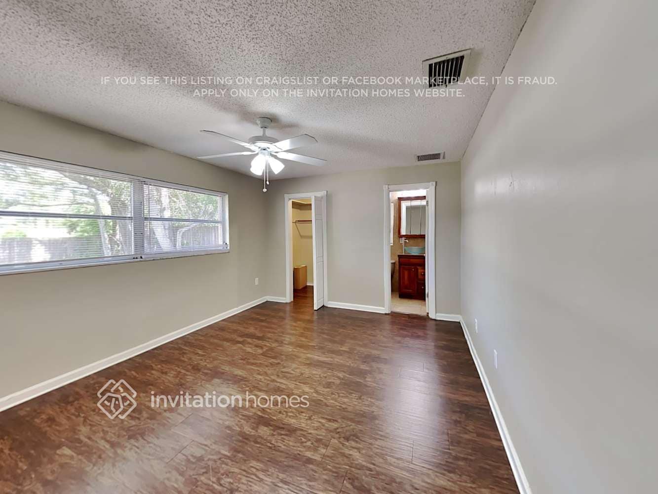 Building Photo - 1926 Valley Dr