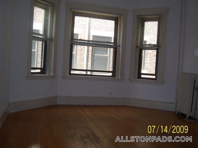 Building Photo - 215 Harvard Ave