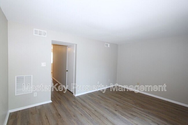 Building Photo - 1273 Teakwood Pl