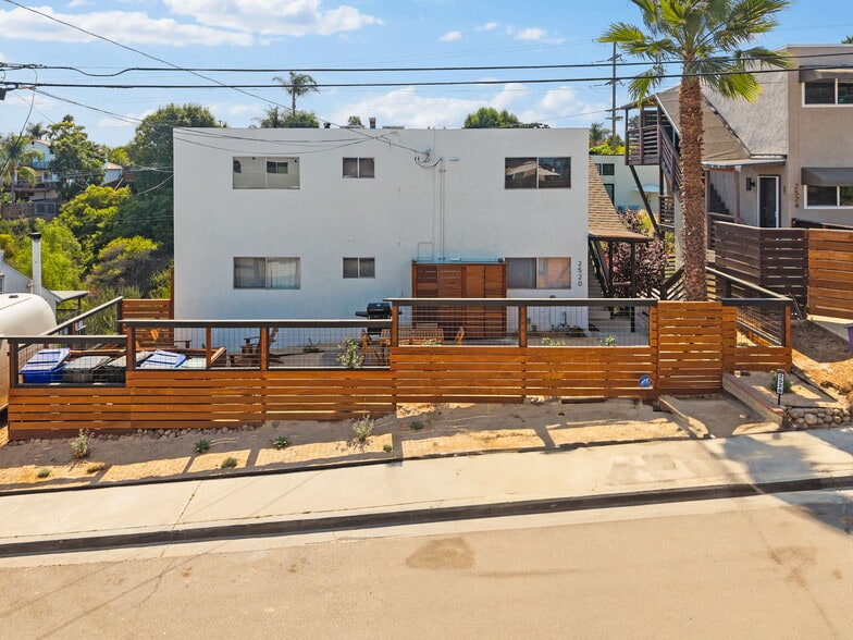 Building Photo - 2520 Haller St