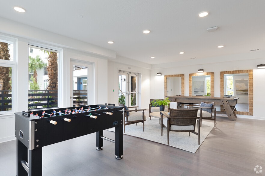 Building 3 Lounge - Livano Grand National