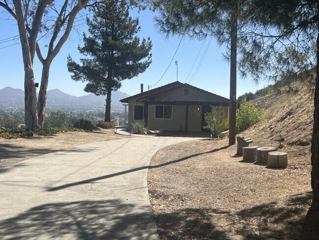 Building Photo - 33279 Arbolado Ln