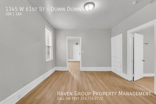 Building Photo - 1345 W 61st St