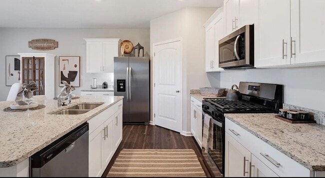 Building Photo - SPECIAL- 4 Bdrm 2 Bath  in Millington