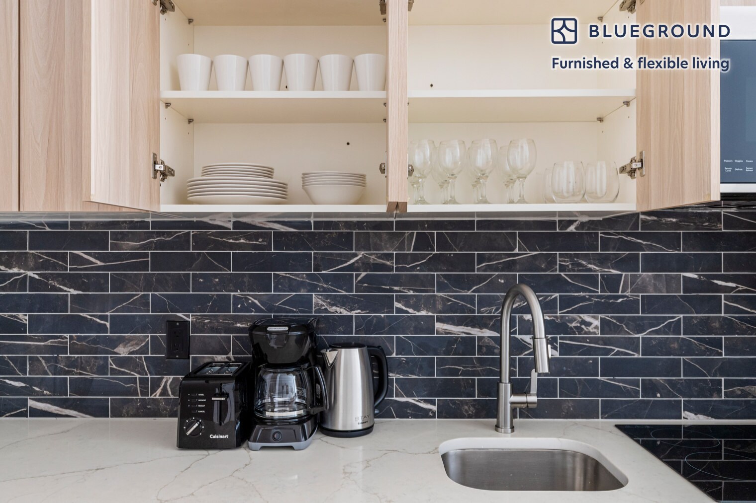 Building Photo - 10 St Marks Pl