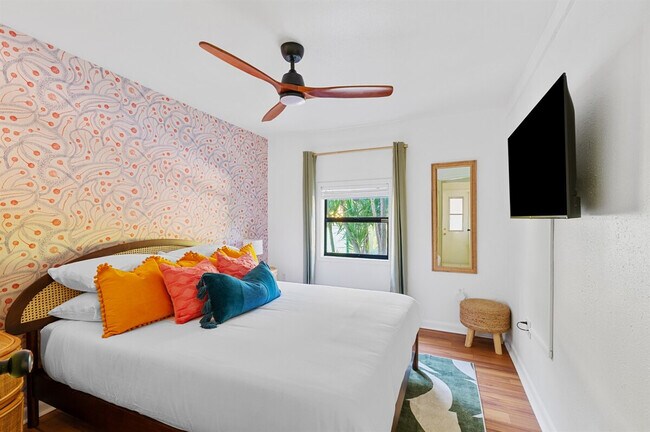 Building Photo - 8709 9th Ave NW