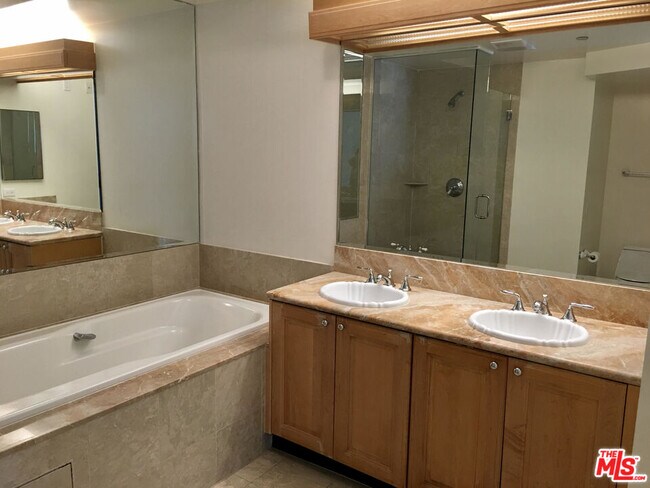 Building Photo - 12222 Wilshire Blvd