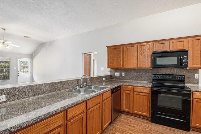 Building Photo - 1311 Hidden Canyon Rd