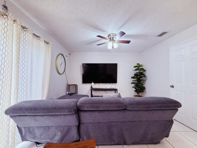 Building Photo - 8431 NW 188th Terrace