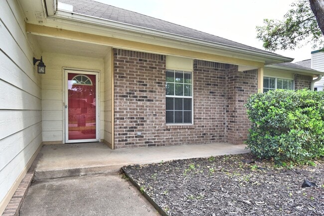 Building Photo - Welcome to your new home in Jenks!