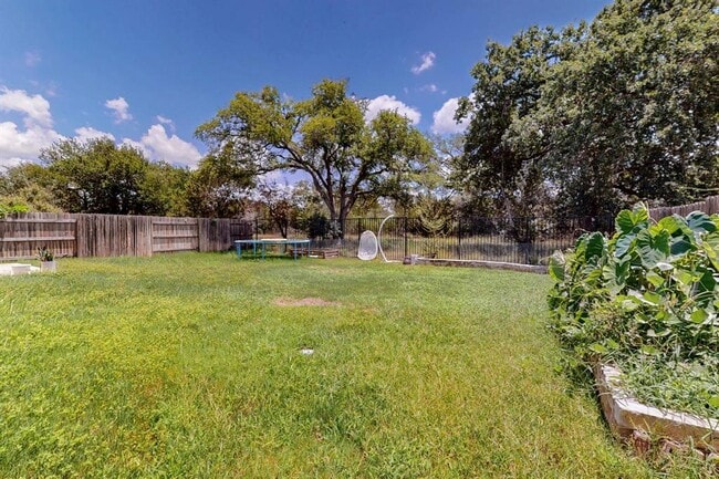 Building Photo - 188 Fort Cobb Way