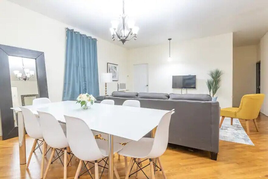 Building Photo - 348-350-350 E 119th St