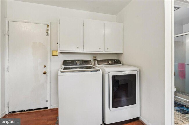 Building Photo - 11119 Lamplighter Ln