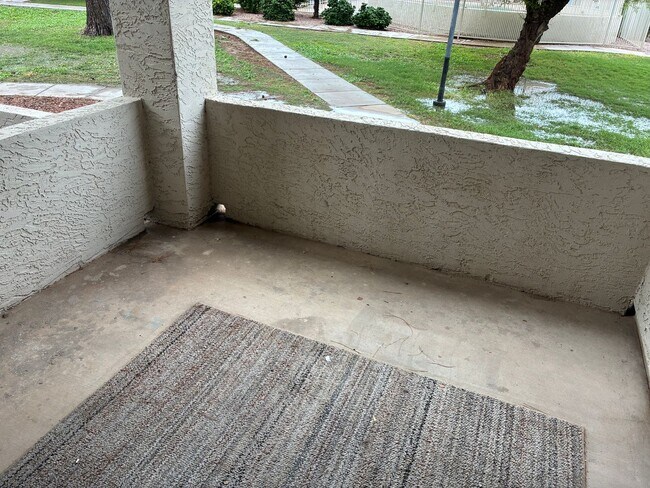 Building Photo - **COMFY 2 BEDROOM/2 FULL BATHROOM CONDO IN PHOENIX (48TH STREET & ELLIOT)**