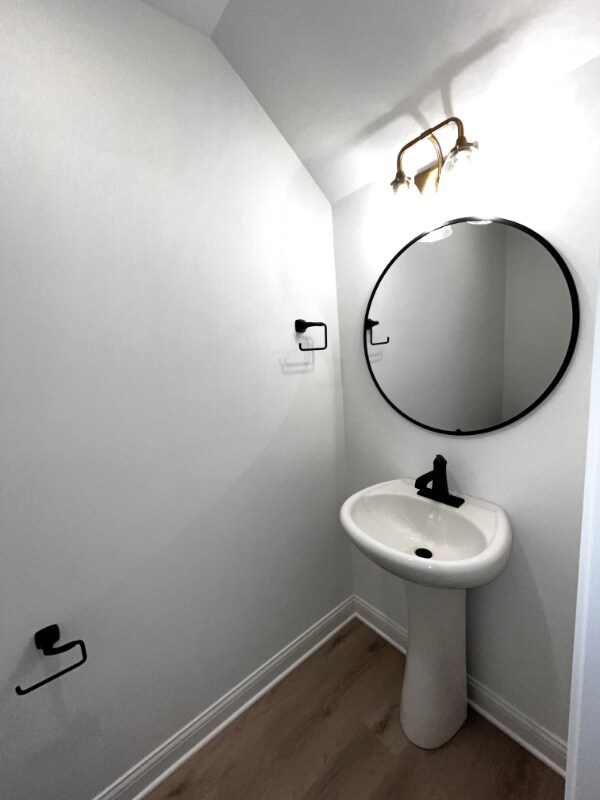 Building Photo - 2065 Aster Dr