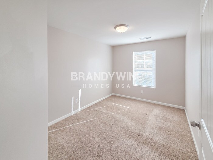 Building Photo - 1930 Old Dogwood