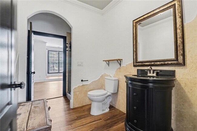 Building Photo - 3950 Spalding Dr