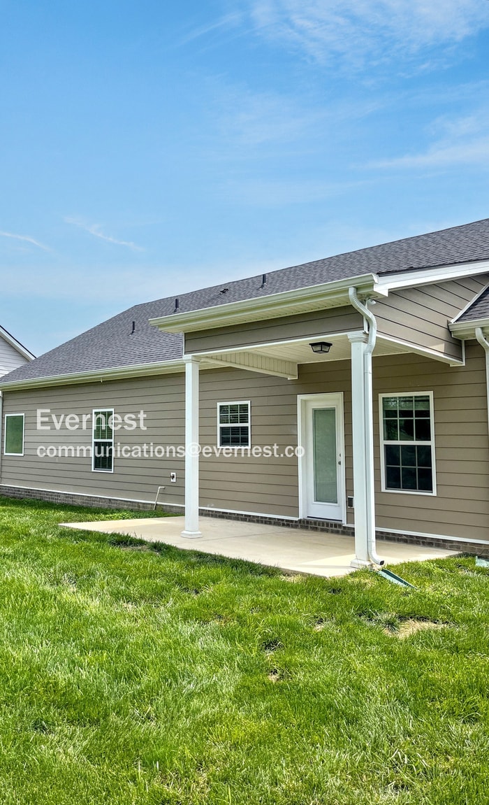 Building Photo - 1017 Echo Rdg Rd