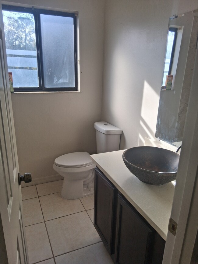 Building Photo - 322 Canal Rd