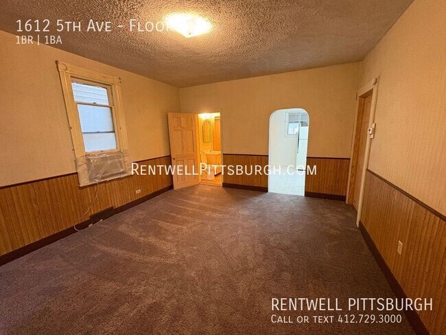 Building Photo - 1612 5th Ave