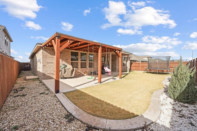 Building Photo - 602 Dupont Ct