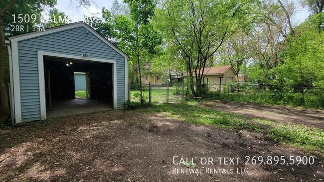 Building Photo - 1509 Palmer Ave