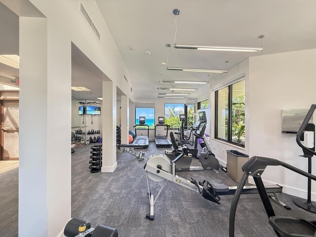 Building Photo - 5080 N Ocean Dr
