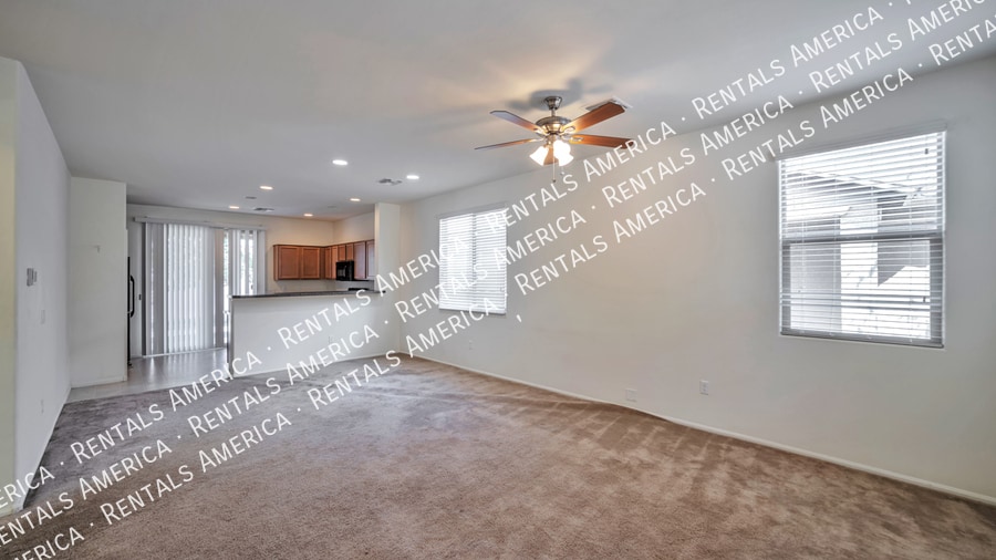 Building Photo - 6678 W Fishermans Dr