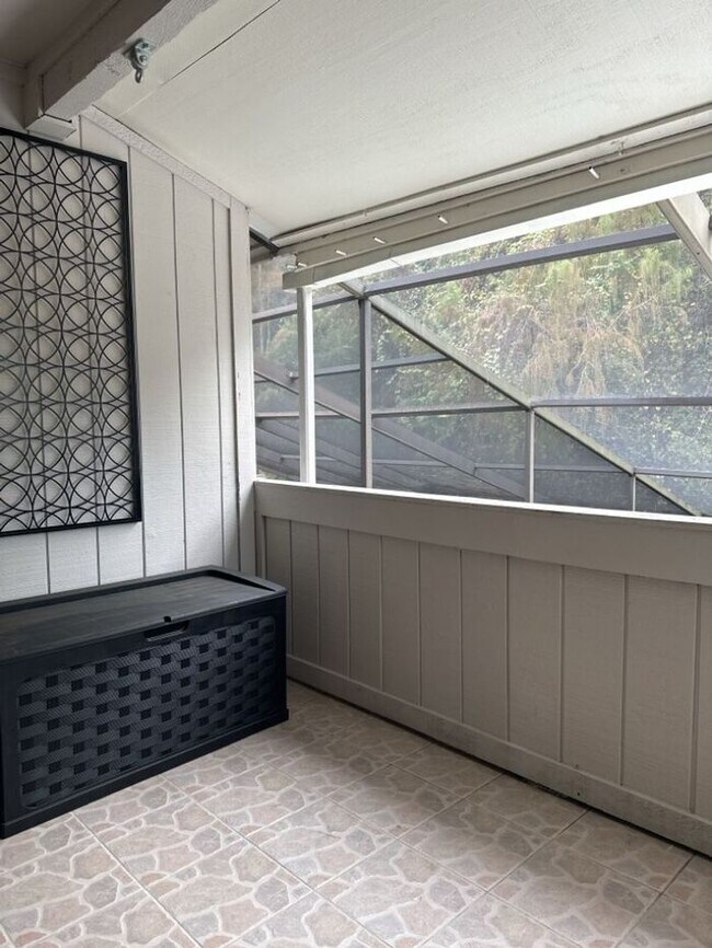 Building Photo - CARROLLWOOD VILLAGE REMODELED TOWNHOUSE