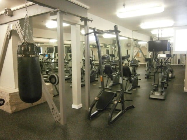 Building Photo - 2 Bed/2 Bath Condo in Downtown San Diego