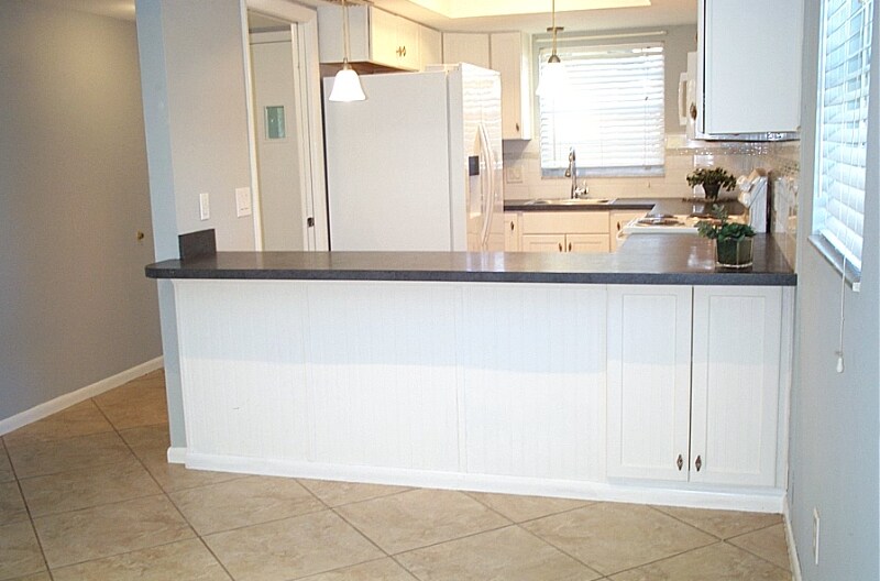 Building Photo - 490 Charlemagne Blvd