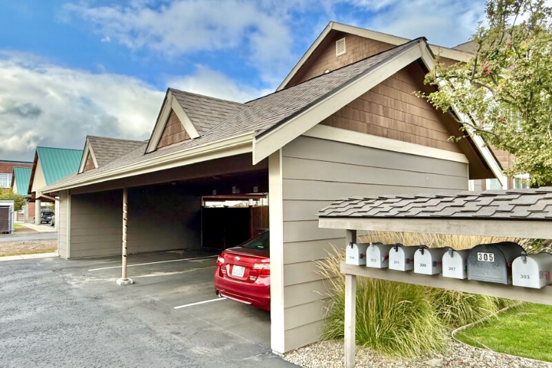 Building Photo - 315 N Wright Ave