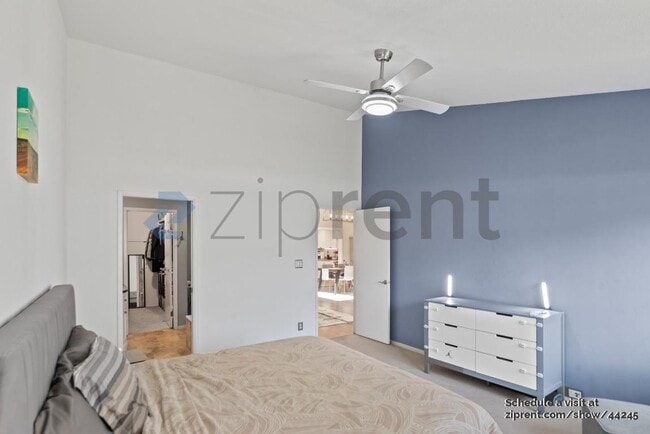 Building Photo - 652 St Ives Ct