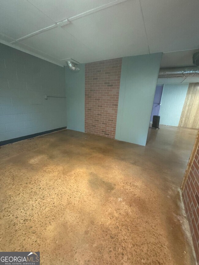Building Photo - 291 Buckhorn Dr