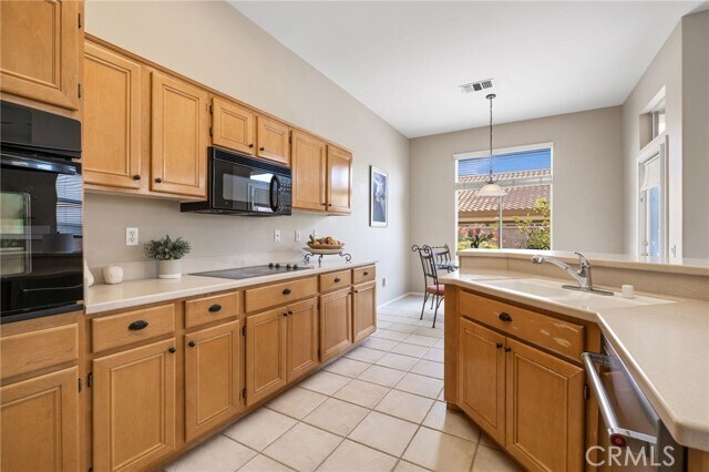 Building Photo - 78462 Palm Tree Ave