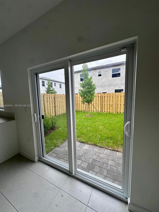 Building Photo - 35702 SW 178th Ct